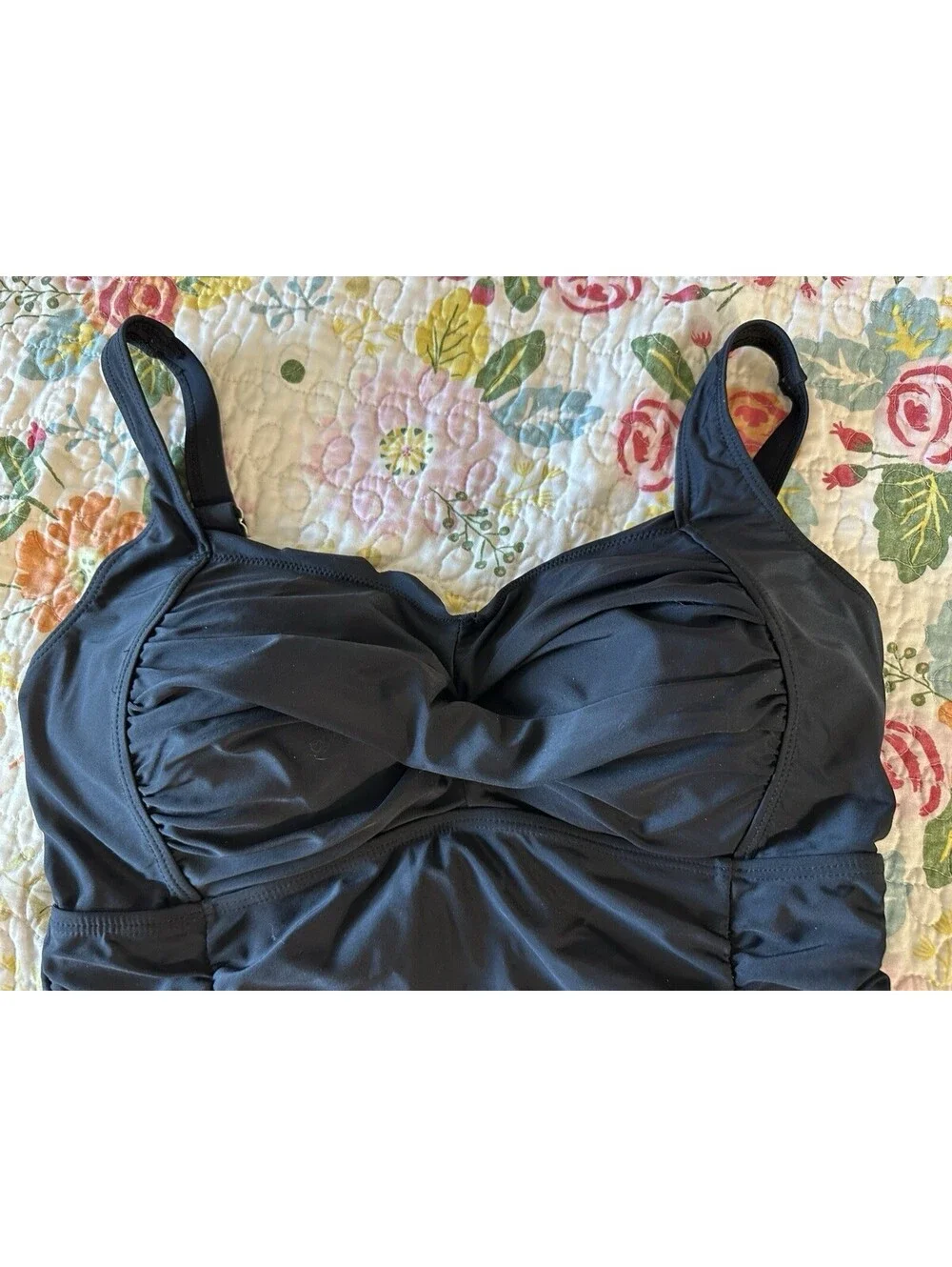 NWTS Aqua Eve Black One Piece Tummy Slimming Ruched Wide Strap Swimsuit XXL.